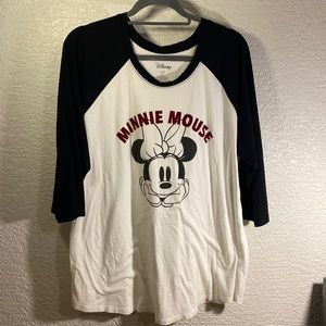 Torrid Size 2 Minnie Mouse 3/4 Sleeve Raglan Tee